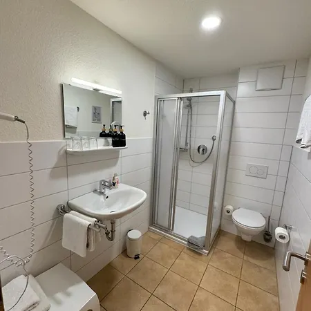 מלון Gaeste- & Tagungshaus Landglueck *